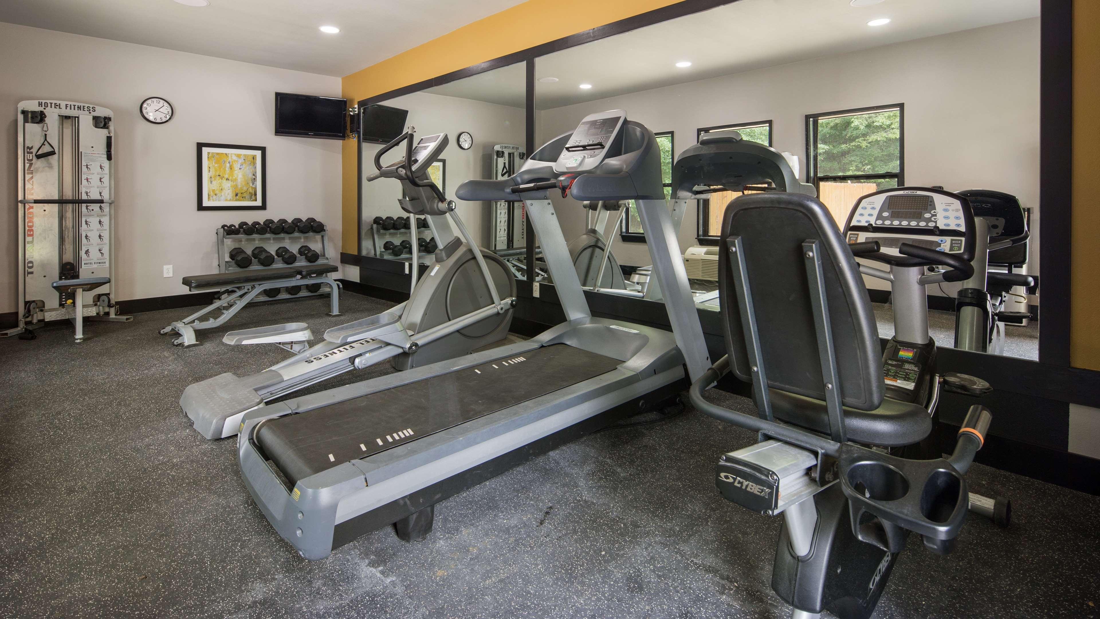 Best Western Plus Regency Park Walker Exterior photo